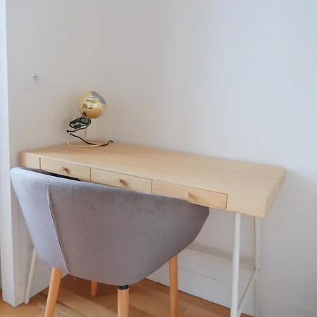 Apartment Spacious Parisian Flat Louvre Steps Eiffel Tower Access